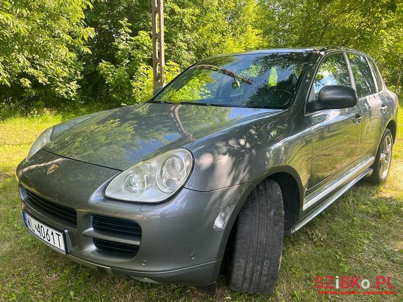 2006' Porsche Cayenne photo #5