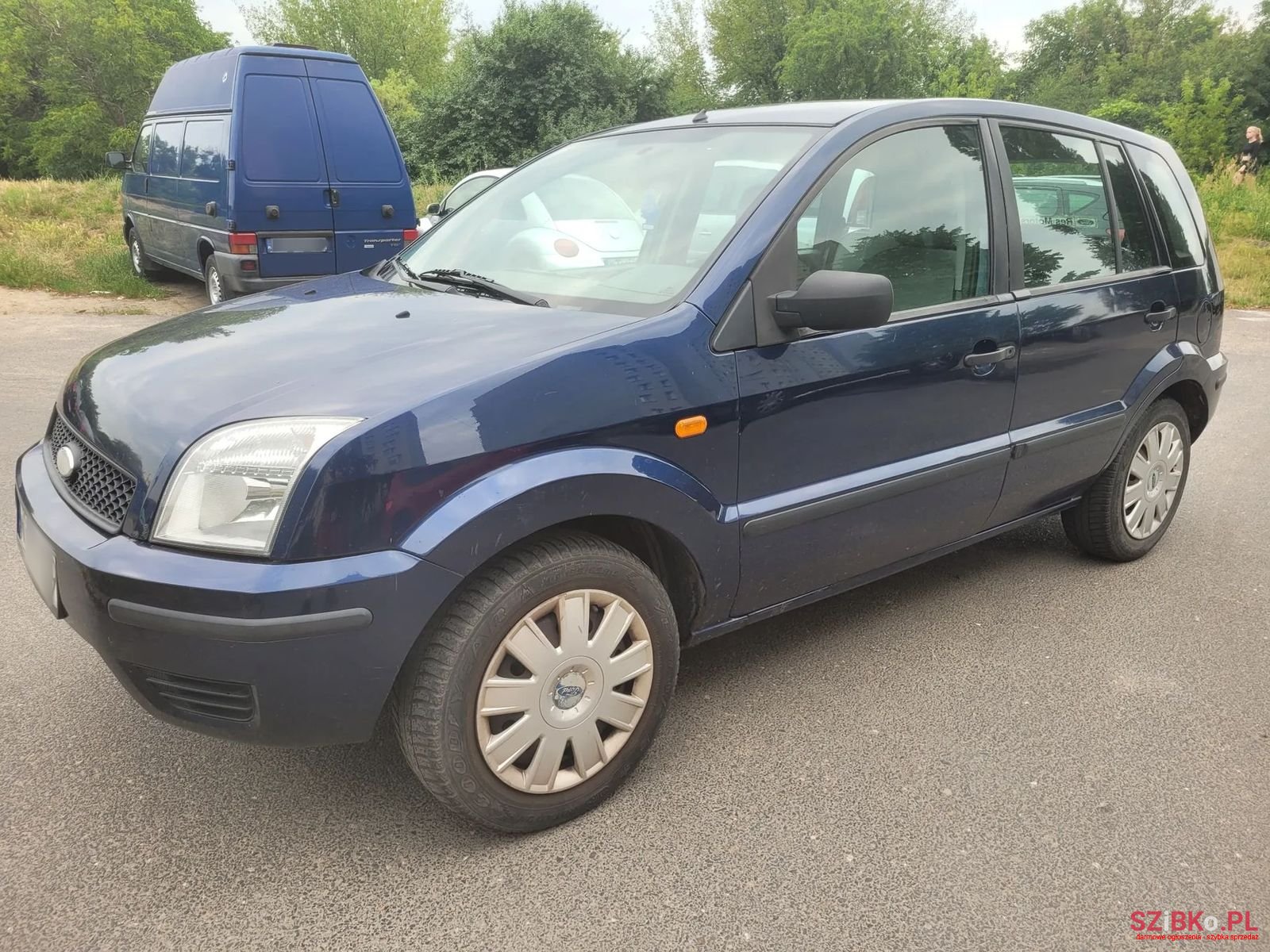 2004' Ford Fusion photo #1