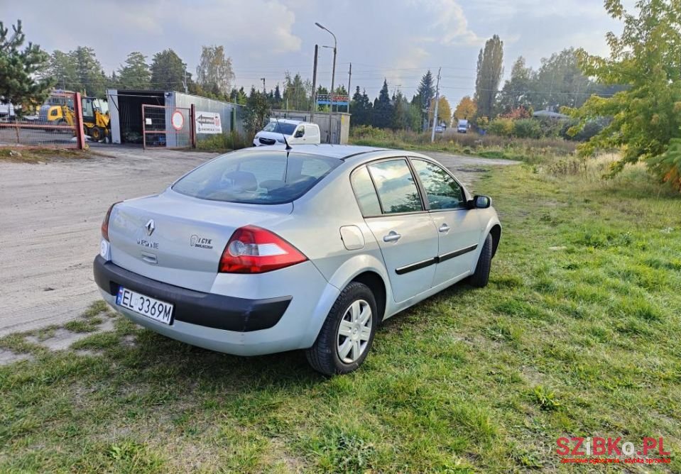 2004' Renault Megane photo #1