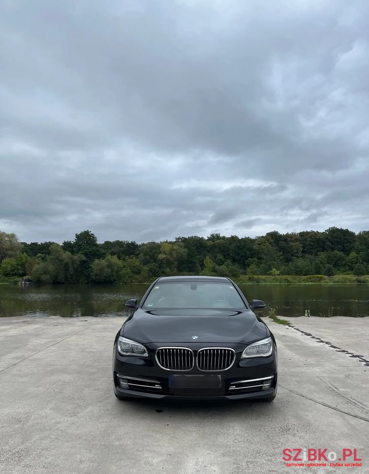 2013' BMW 7 Series 740D Xdrive photo #4