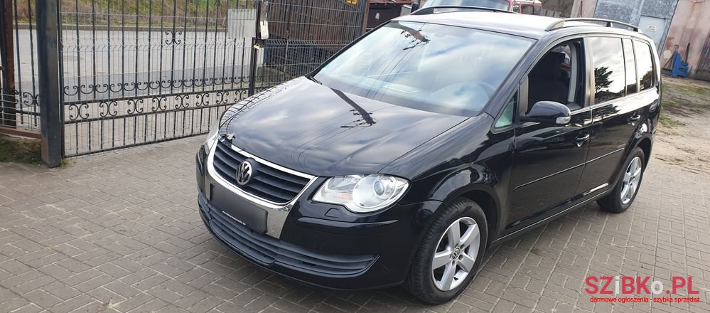 2008' Volkswagen Touran 1.4 Tsi United photo #1