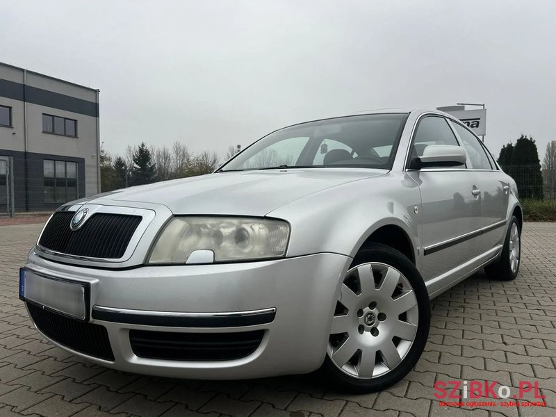 2003' Skoda Superb 2.8 V6 Platinum photo #1