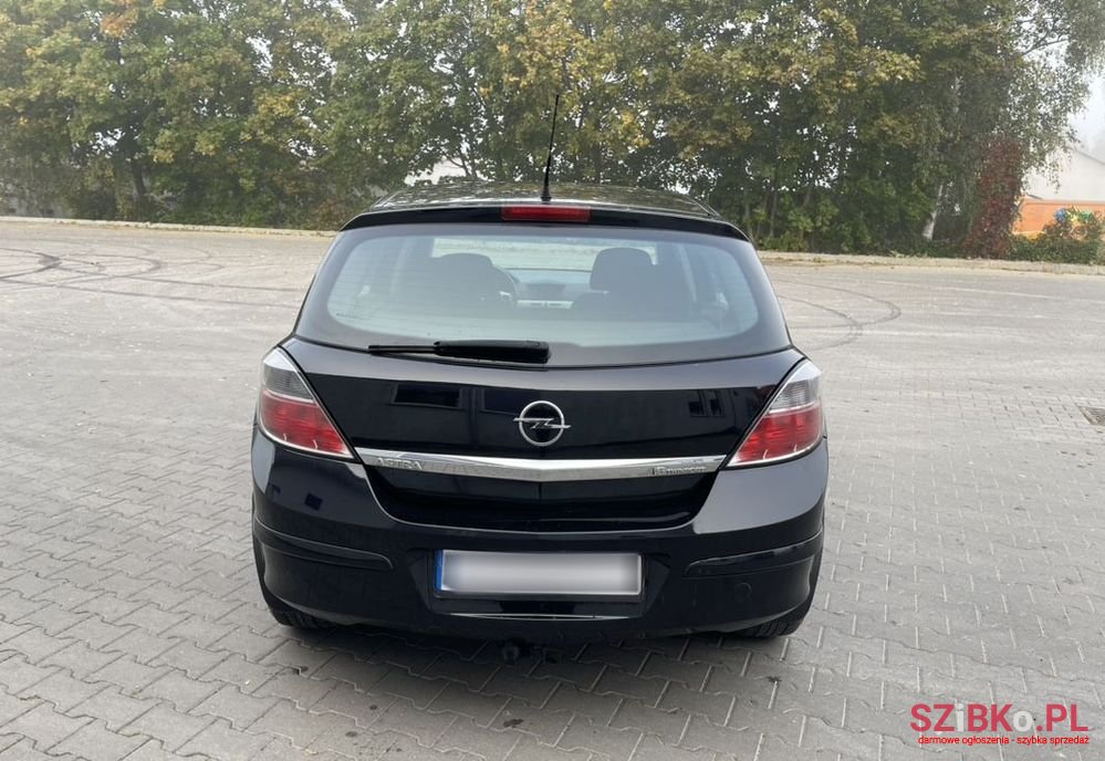 2008' Opel Astra photo #5