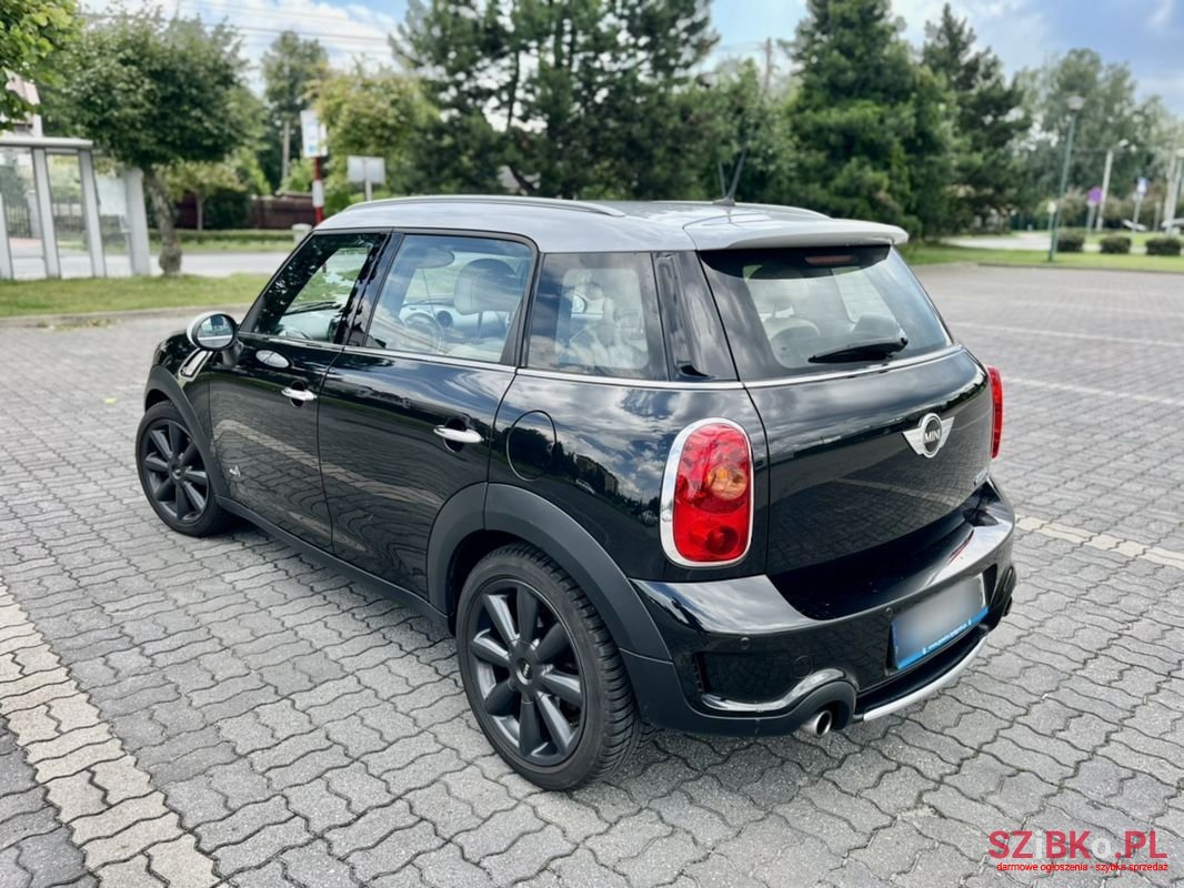 2011' MINI Countryman photo #2