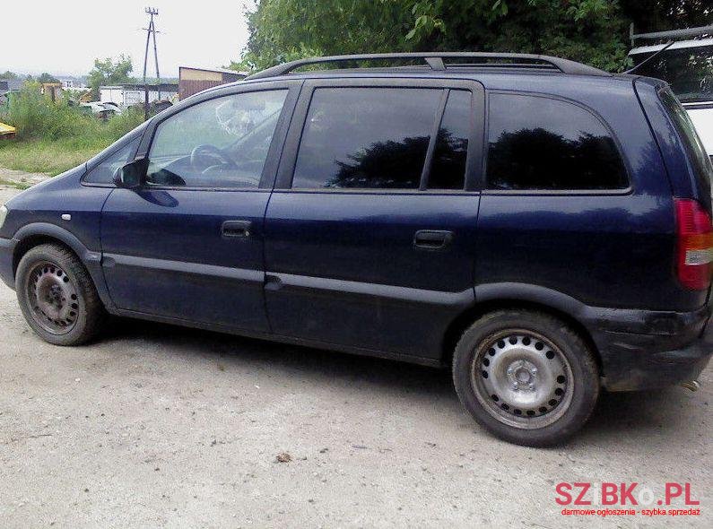2000' Opel Zafira photo #1