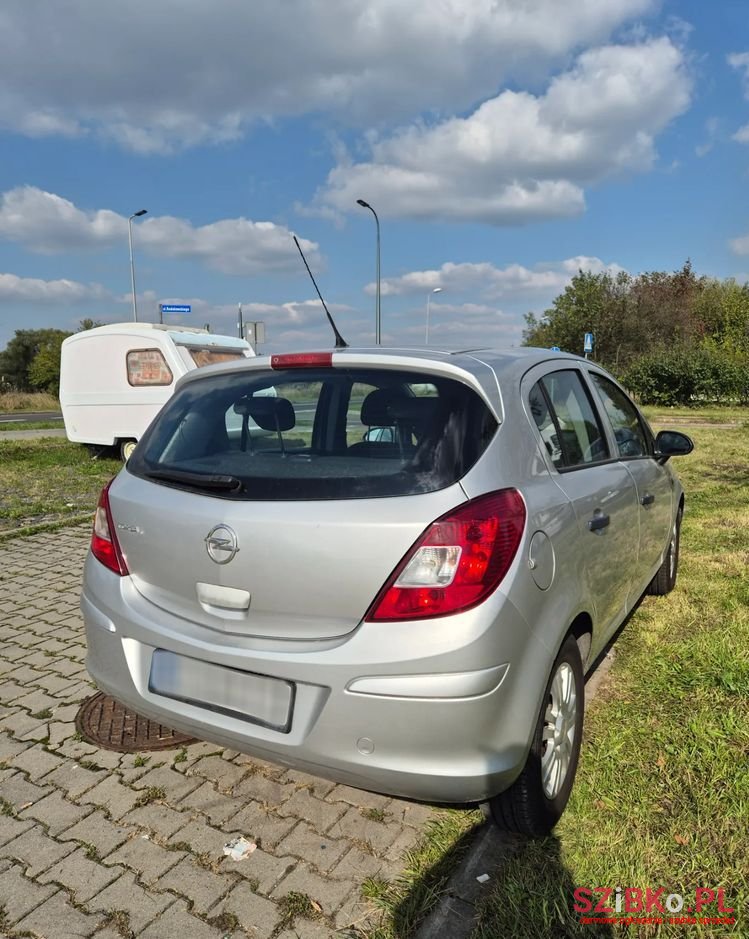 2011' Opel Corsa photo #4