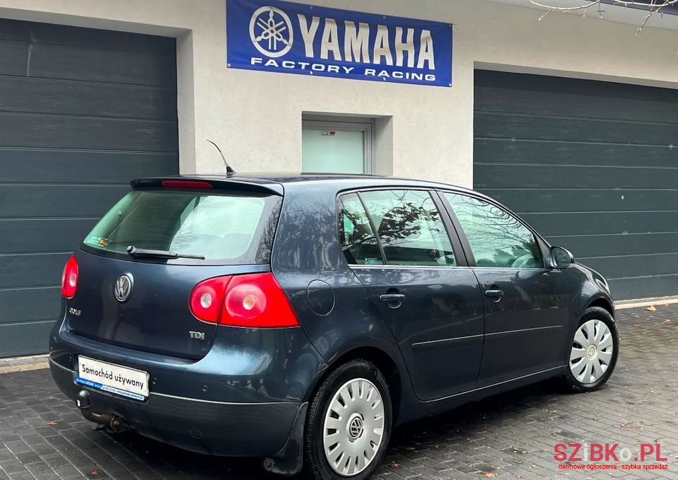 2008' Volkswagen Golf photo #5