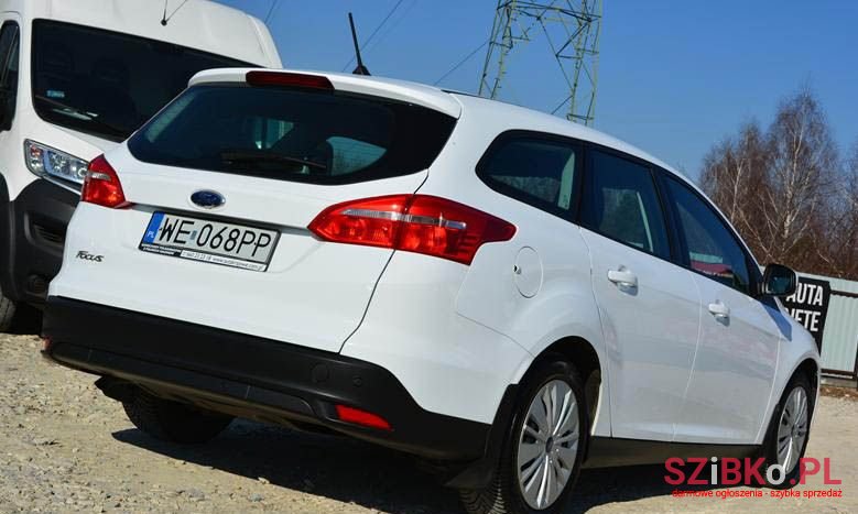 2017' Ford Focus photo #3