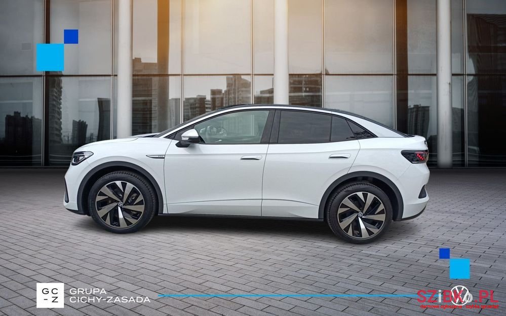 2023' Volkswagen ID.5 photo #2