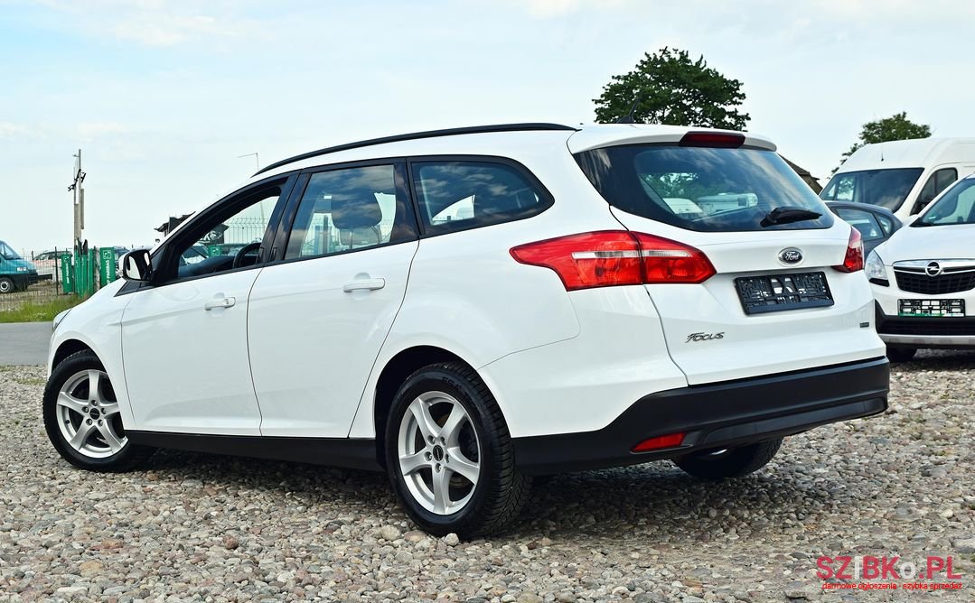 2016' Ford Focus photo #4