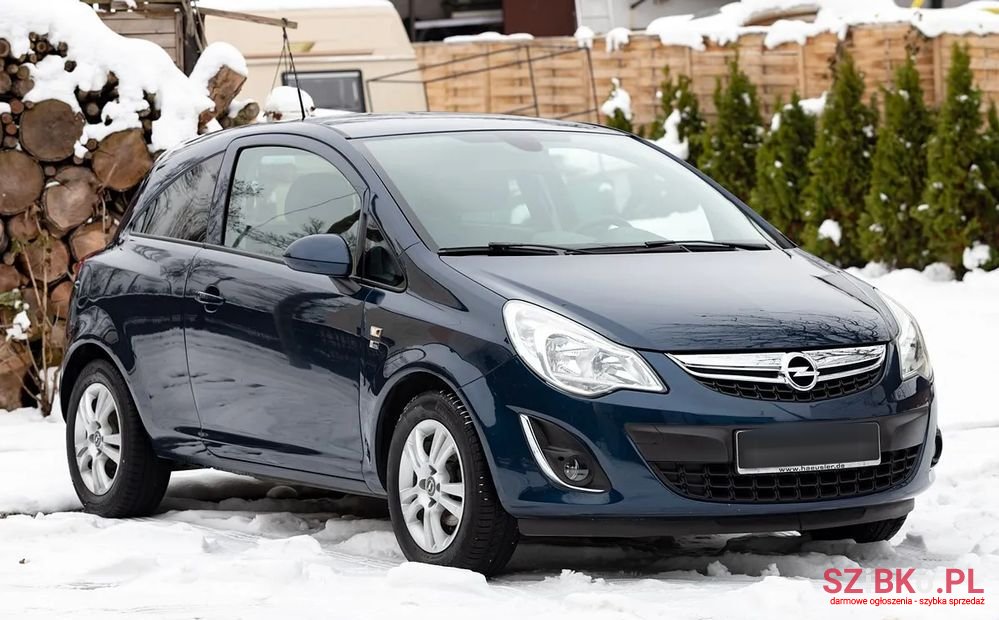 2012' Opel Corsa 1.2 16V Edition 150 photo #1