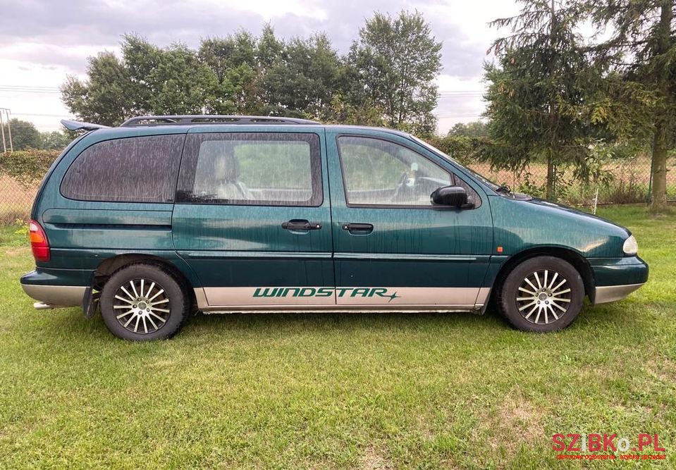 1995' Ford Windstar photo #2