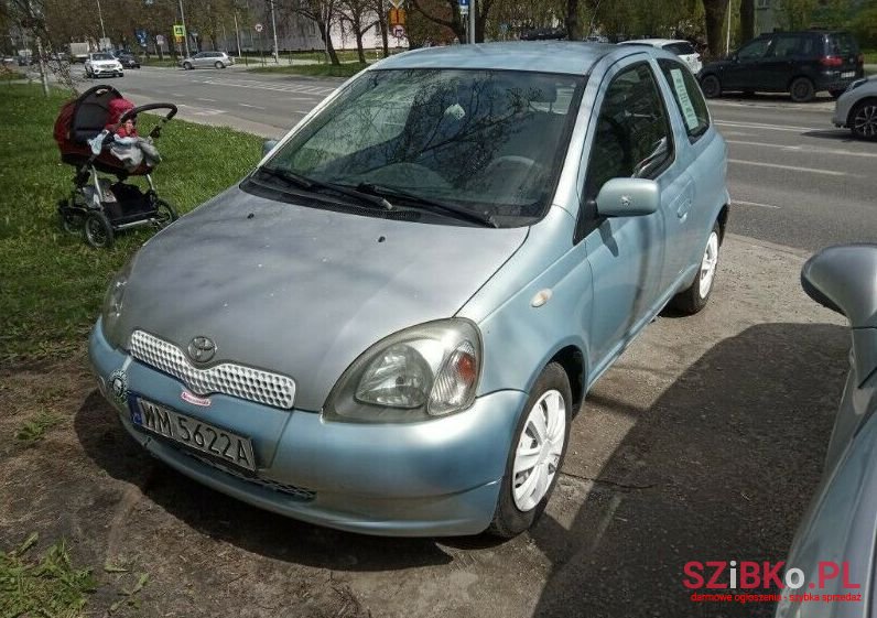 2001' Toyota Yaris photo #1