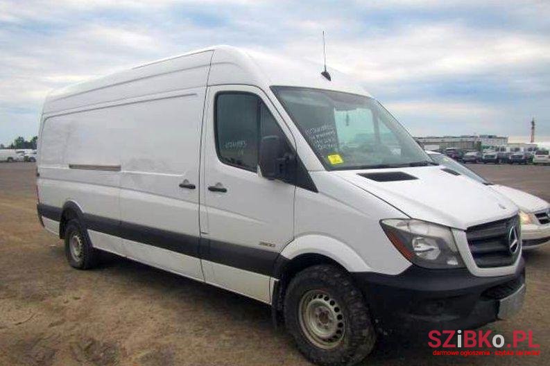 2014' Mercedes-Benz SPRINTER photo #1