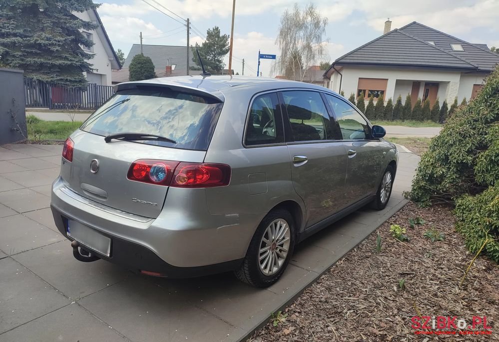2008' Fiat Croma 1.9 Jtd Dynamic photo #3