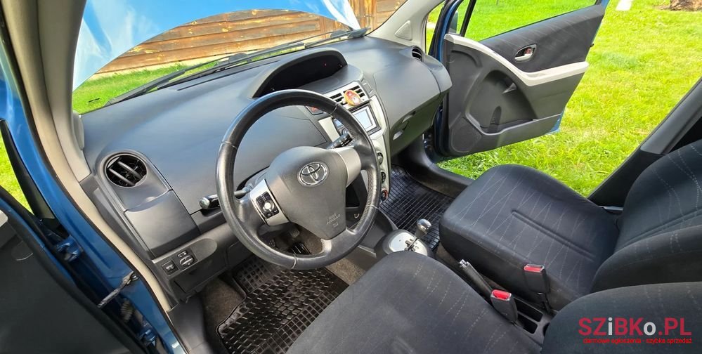2008' Toyota Yaris 1.4 D-4D Sol Mm photo #3