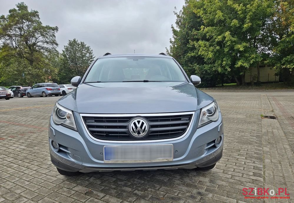 2008' Volkswagen Tiguan photo #2