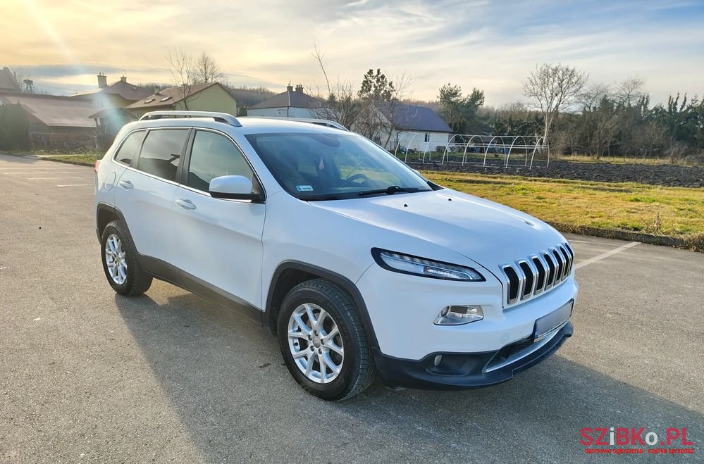 2014' Jeep Cherokee photo #2