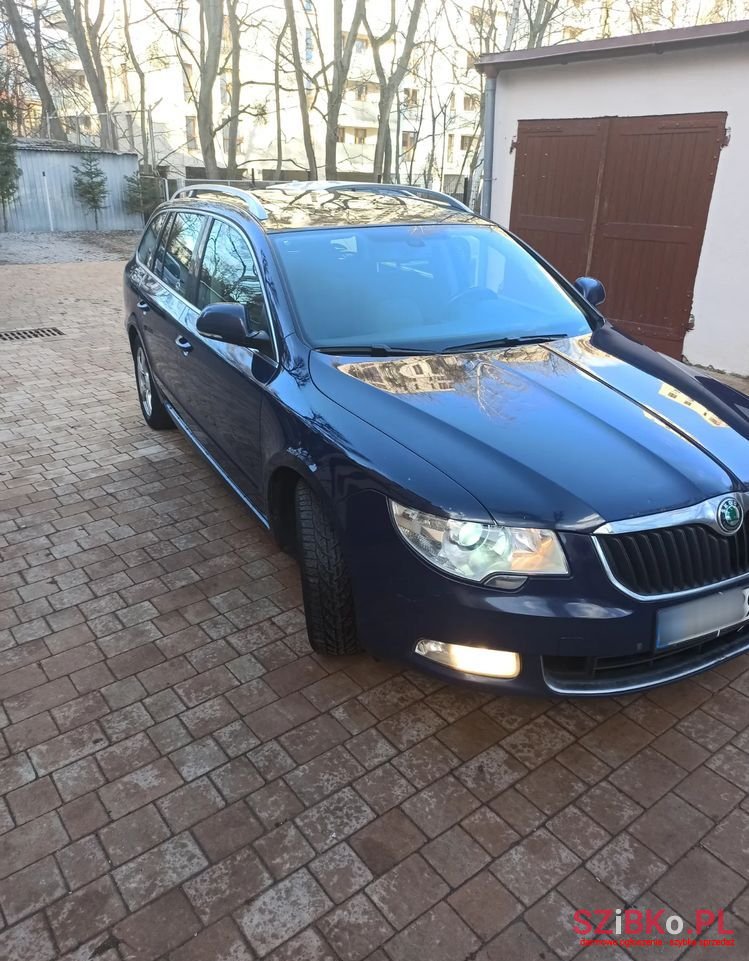 2012' Skoda Superb photo #2