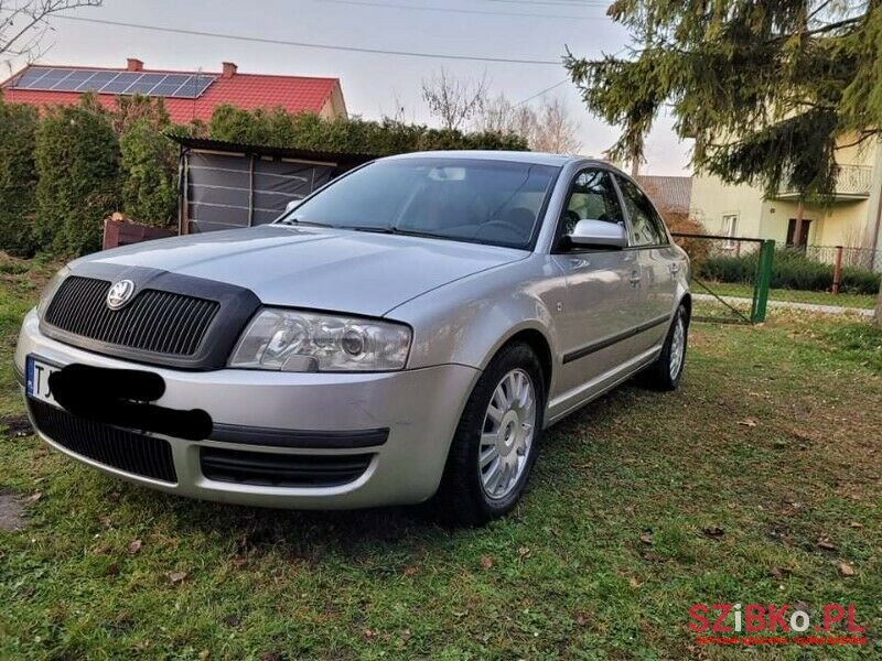 2002' Skoda Superb photo #1