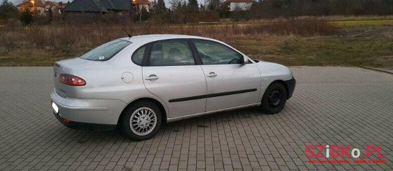 2005' SEAT Cordoba photo #1