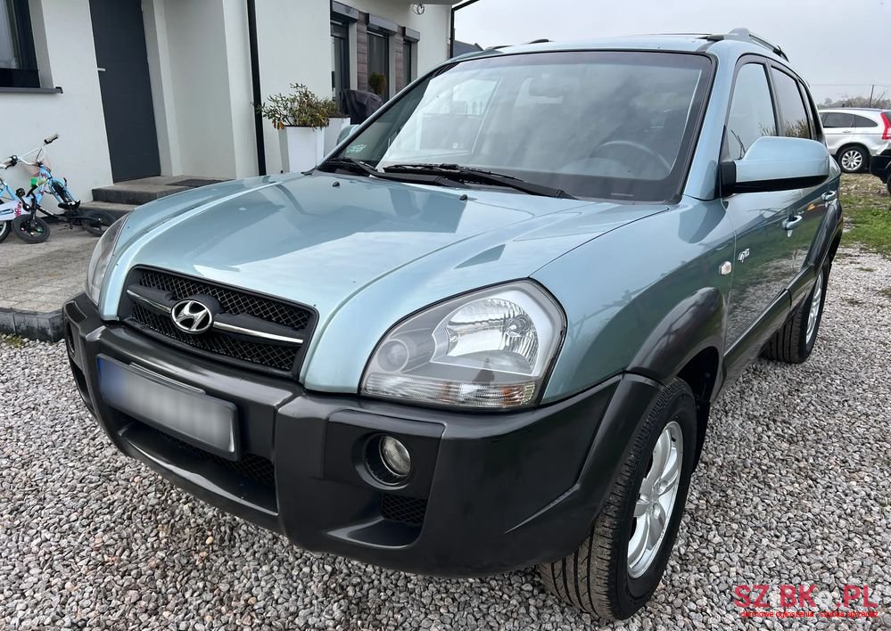 2008' Hyundai Tucson 2.0 Crdi Premium photo #5
