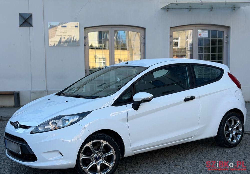 2009' Ford Fiesta 1.6 Tdci Ghia photo #2