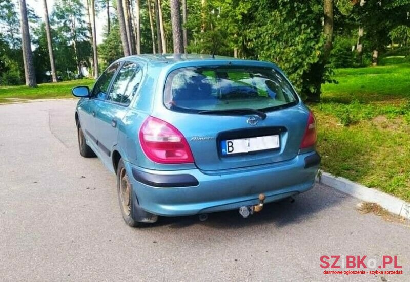 2001' Nissan Almera photo #6