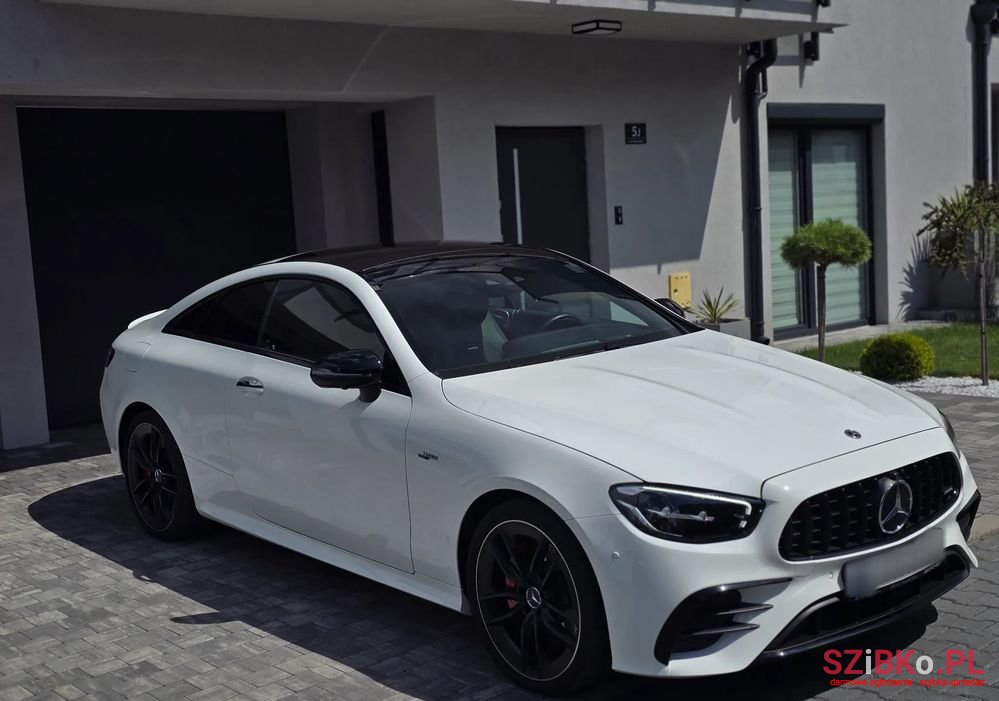 2022' Mercedes-Benz E-Class Amg 53 4-Matic+ photo #5