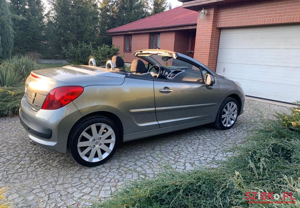 2009' Peugeot 207 photo #4