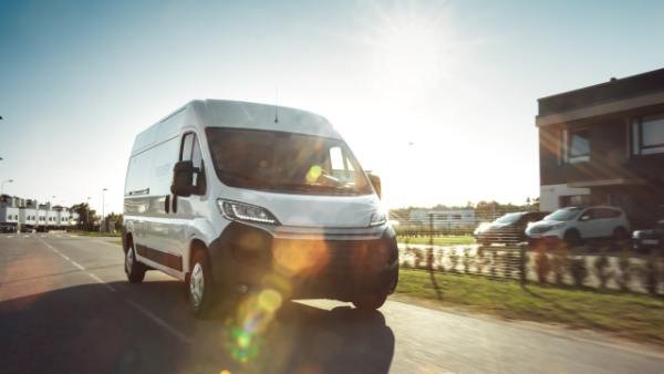 Na jakich trasach i za ile jeżdżą polscy przewoźnicy do 3,5 tony DMC?