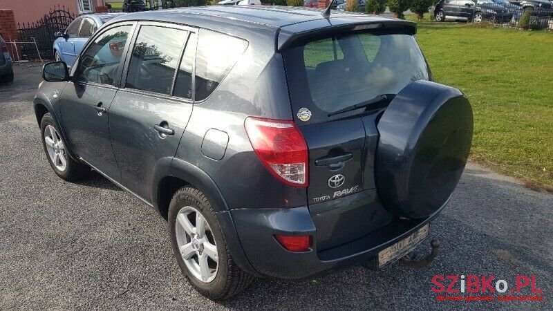 2006' Toyota RAV4 photo #3