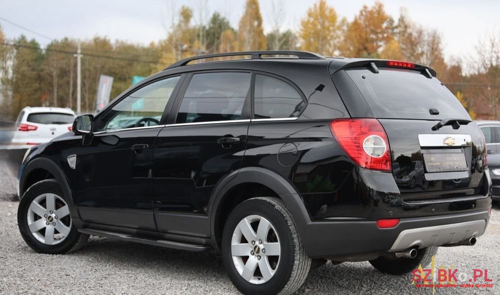 2007' Chevrolet Captiva photo #3