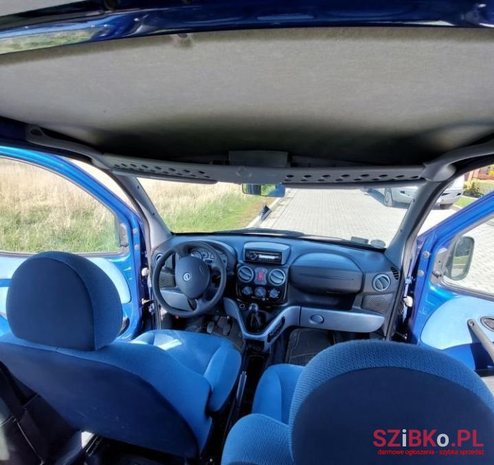2005' Fiat Doblo photo #6