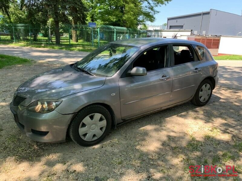2004' Mazda 3 photo #3