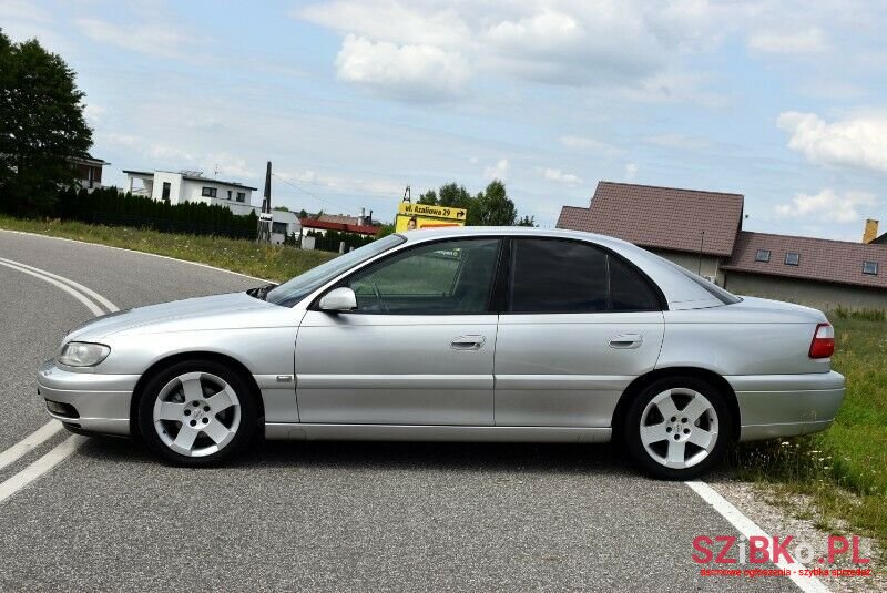2000' Opel Omega photo #2