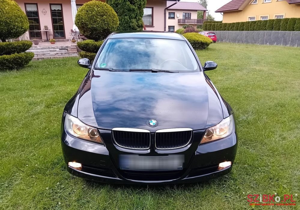 2008' BMW 3 Series 318I Edition Exclusive photo #1