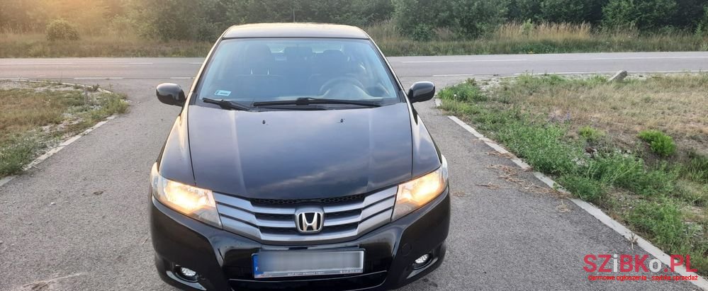 2010' Honda City 1.4 Elegance photo #2