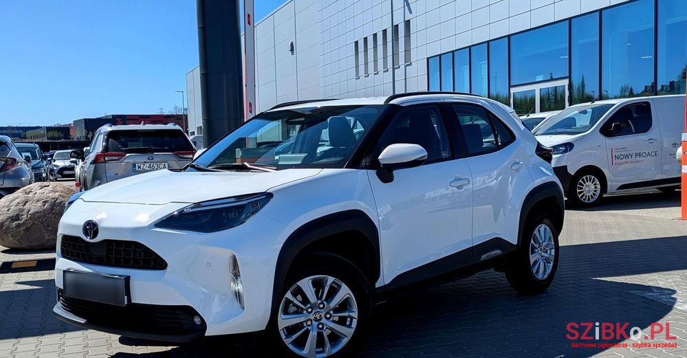 2024' Toyota Yaris Cross photo #1