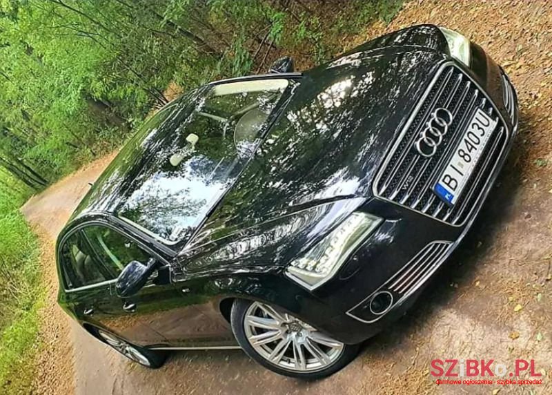 2012' Audi A8 photo #1