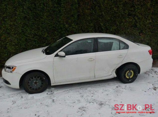 2013' Volkswagen Jetta photo #2