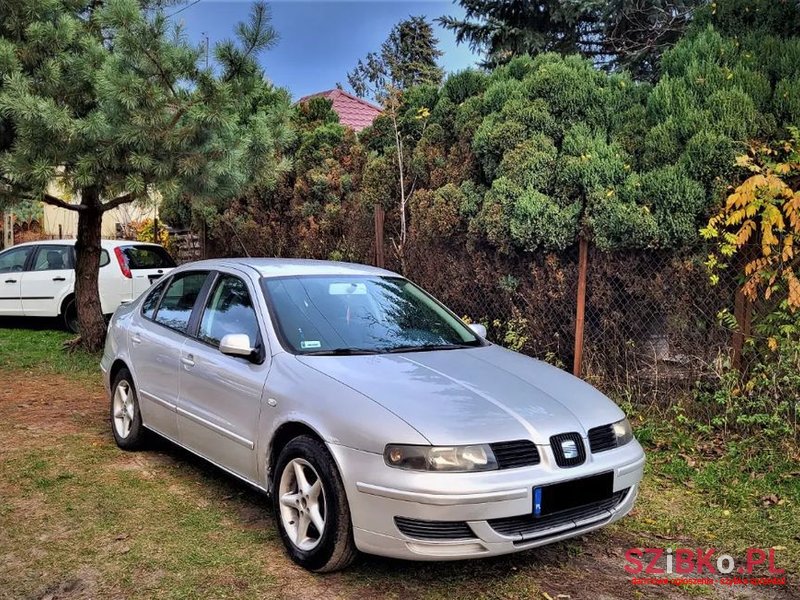 2001' SEAT Toledo photo #3