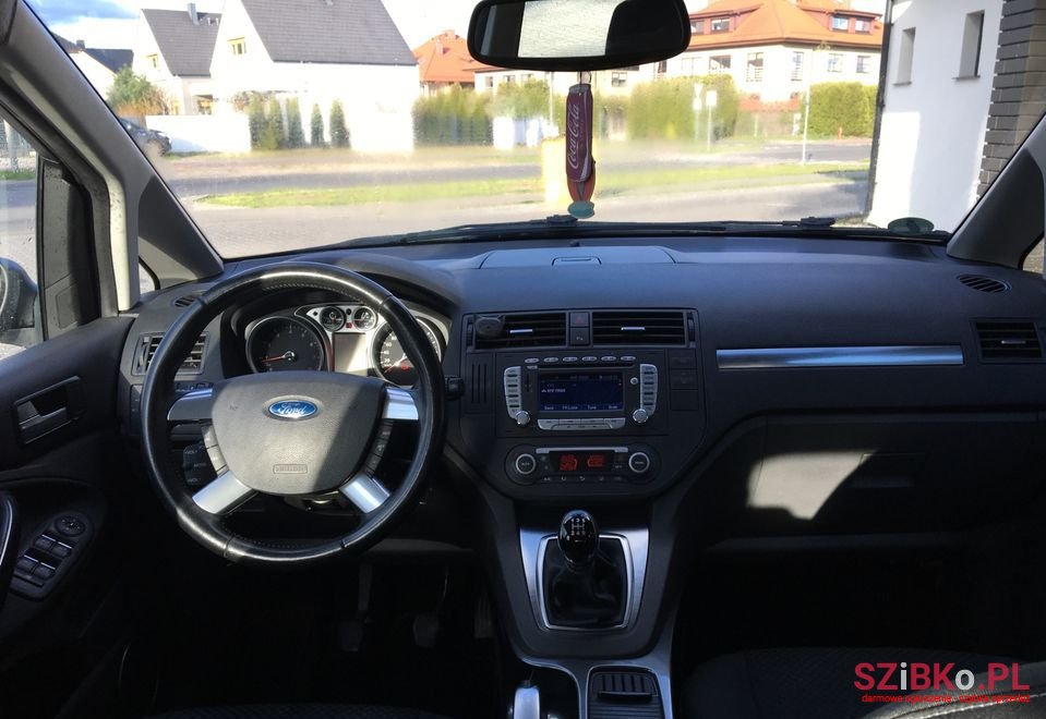 2009' Ford C-MAX photo #2