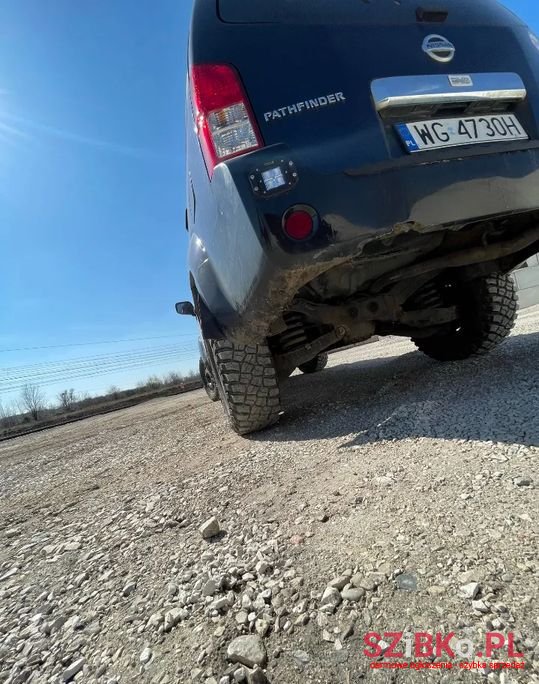 2005' Nissan Pathfinder photo #3