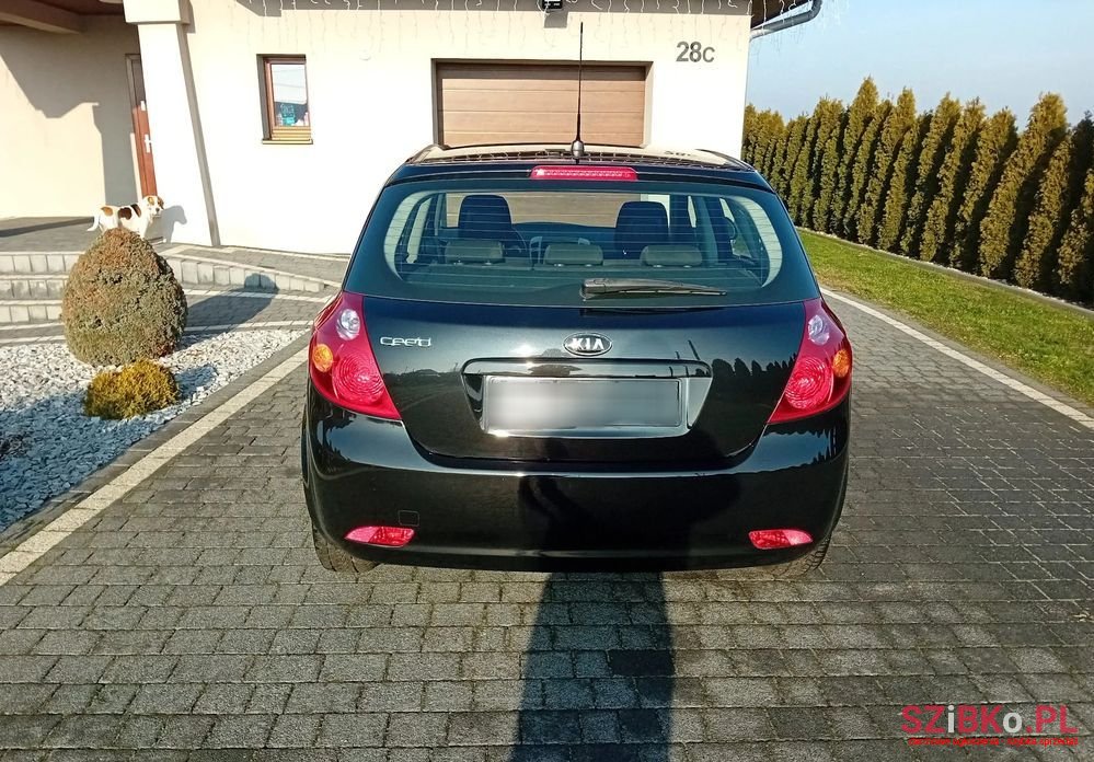 2007' Kia Ceed photo #2