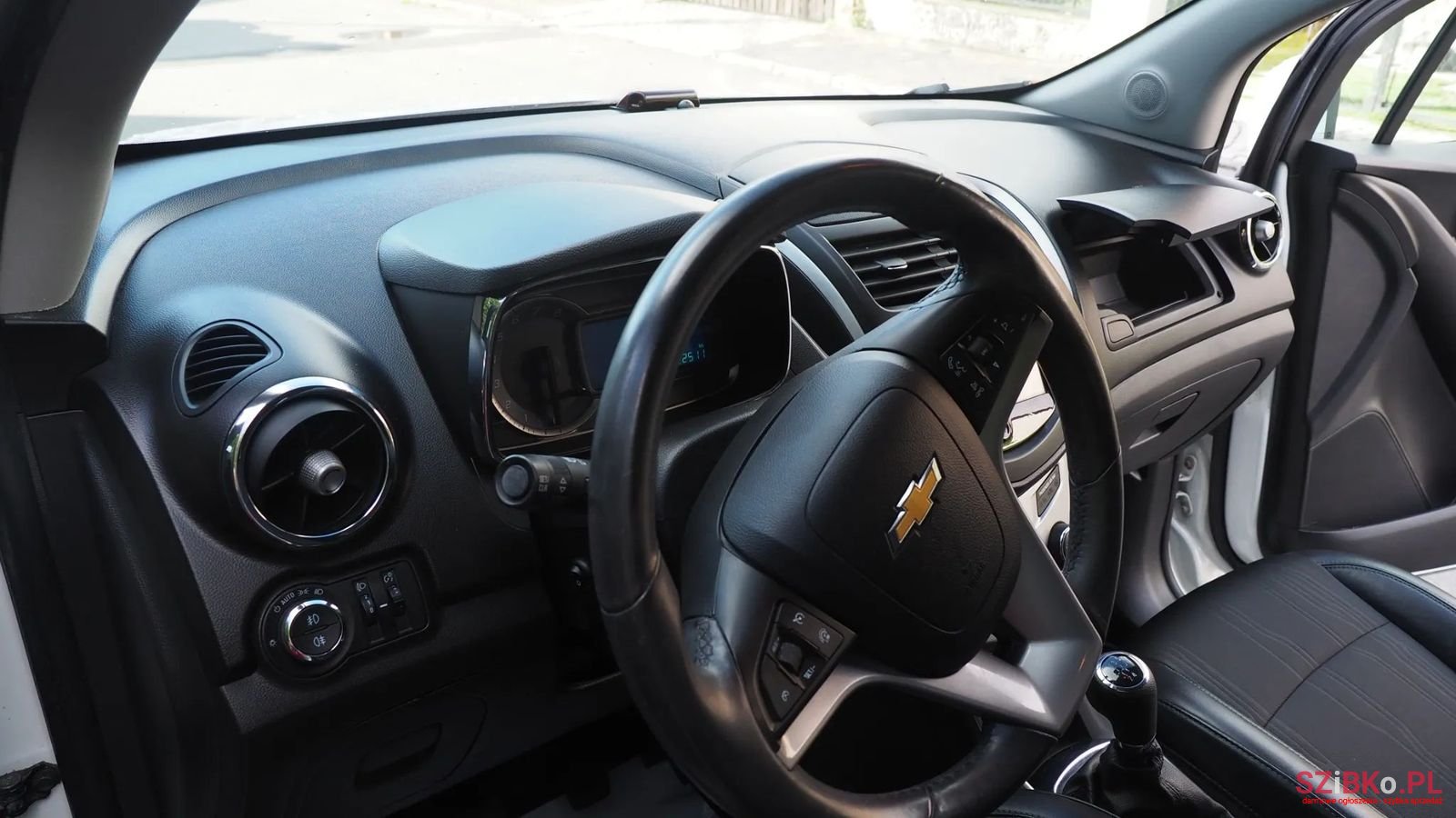 2013' Chevrolet Trax photo #4