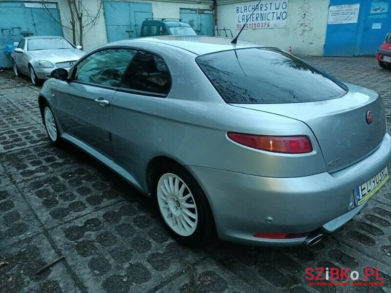 2006' Alfa Romeo photo #3