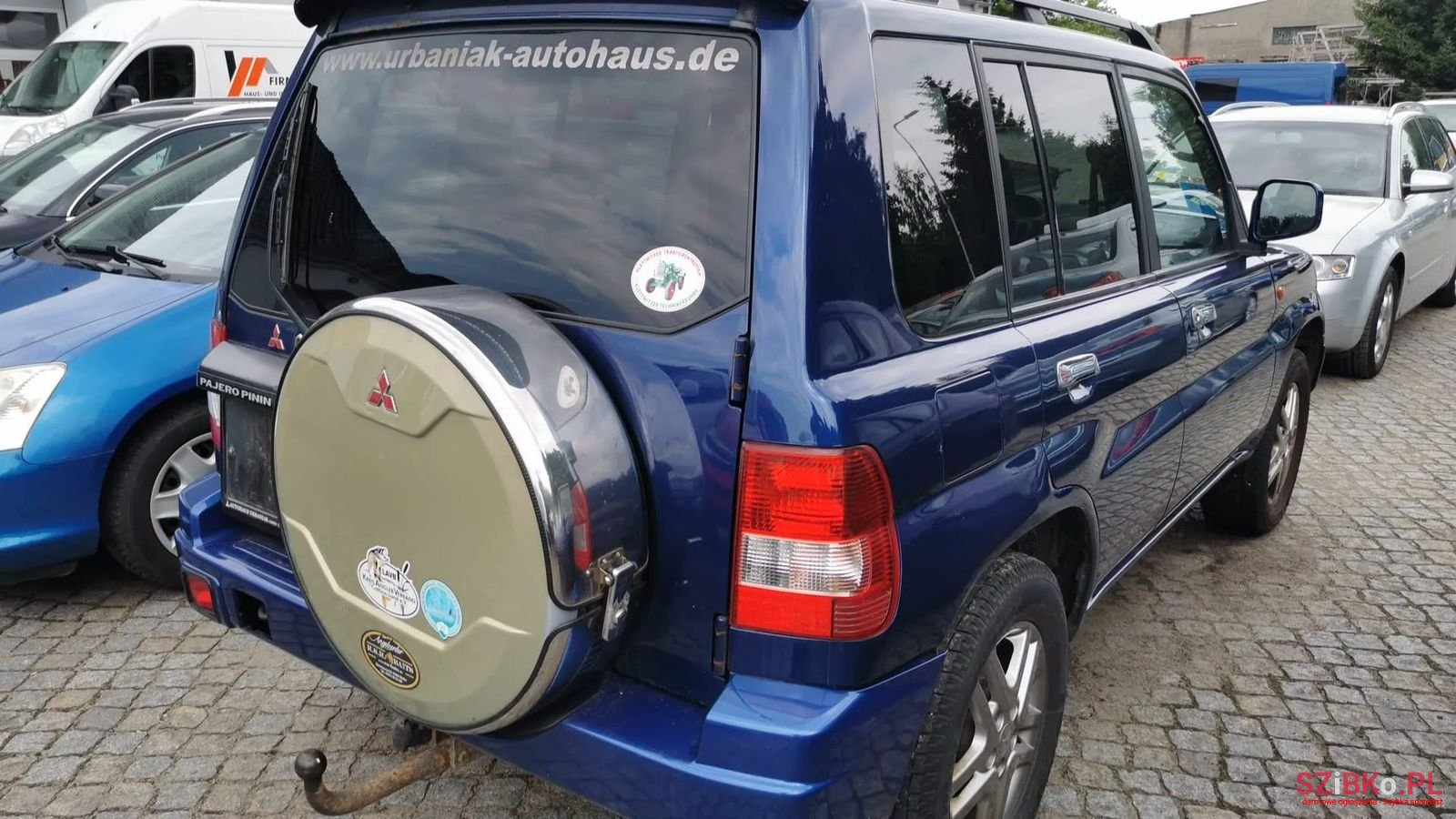 2004' Mitsubishi Pajero Pinin photo #3