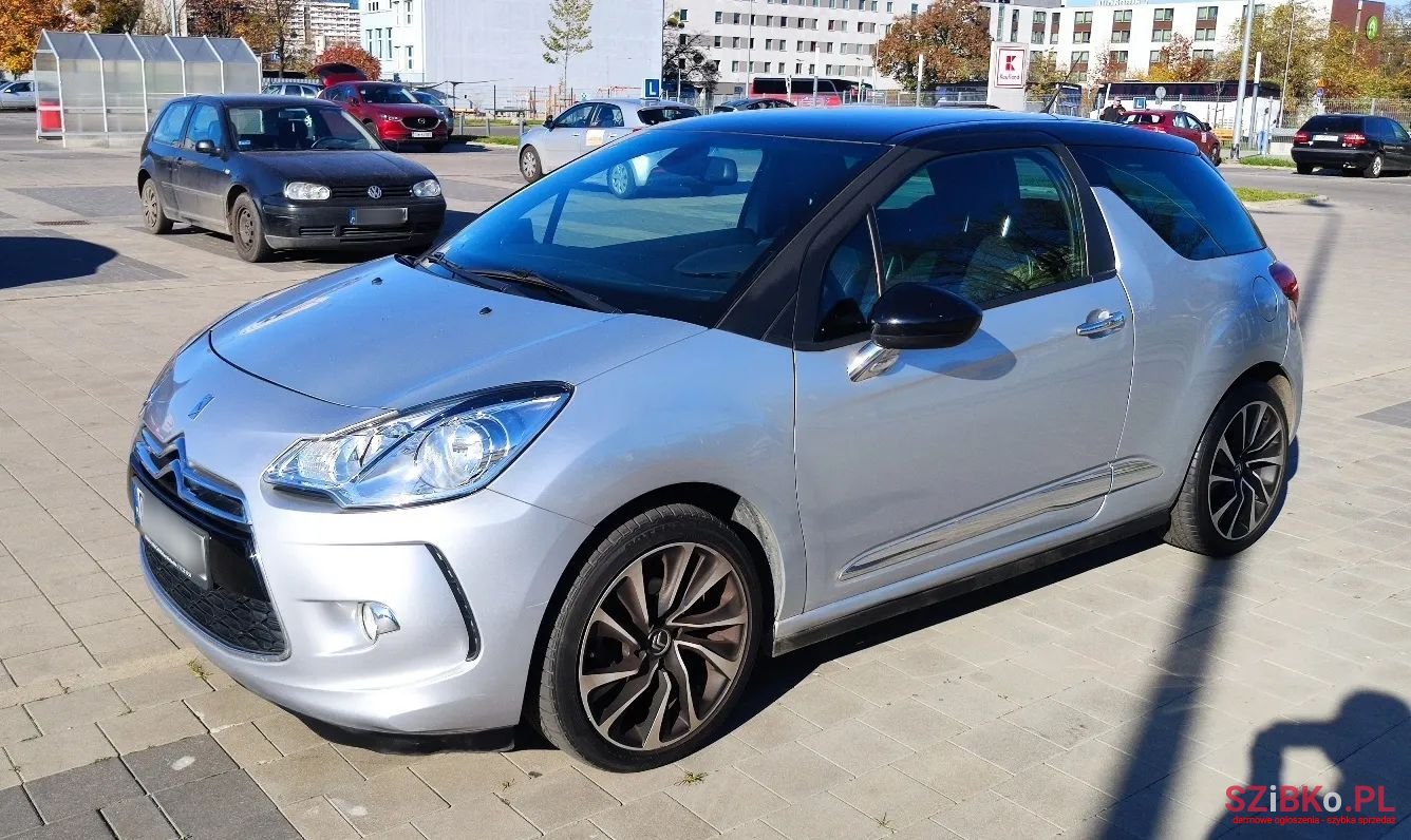 2012' Citroen DS3 photo #3