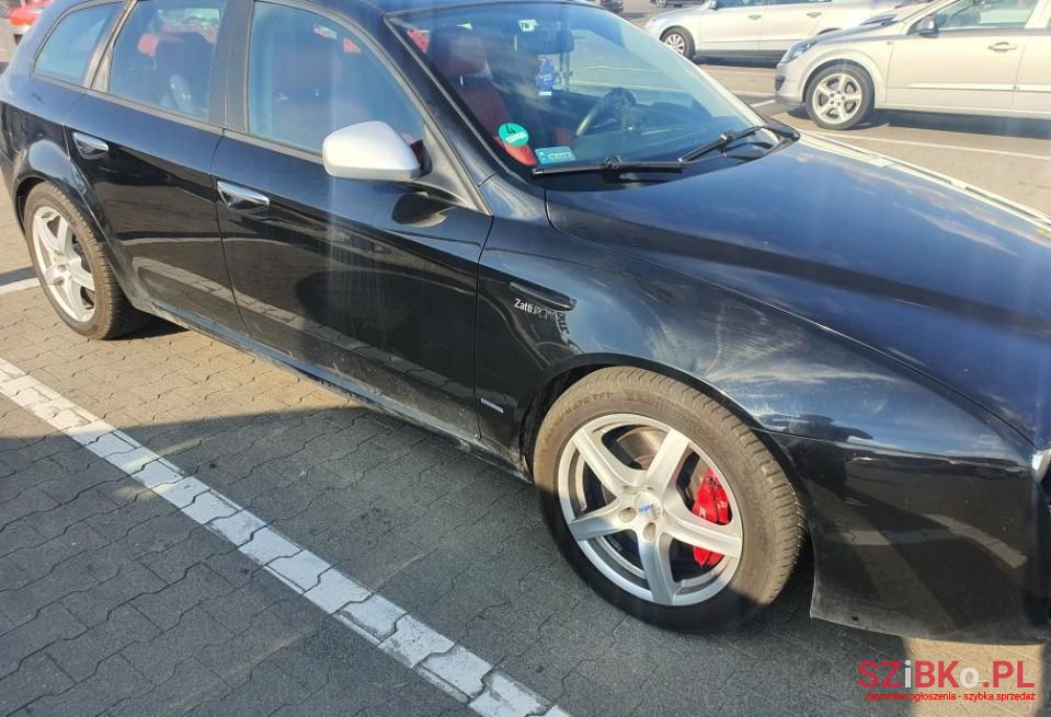 2006' Alfa Romeo 159 photo #5